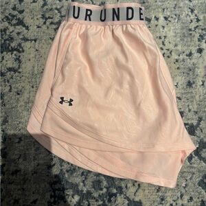 Under Armour shorts barely worn size medium